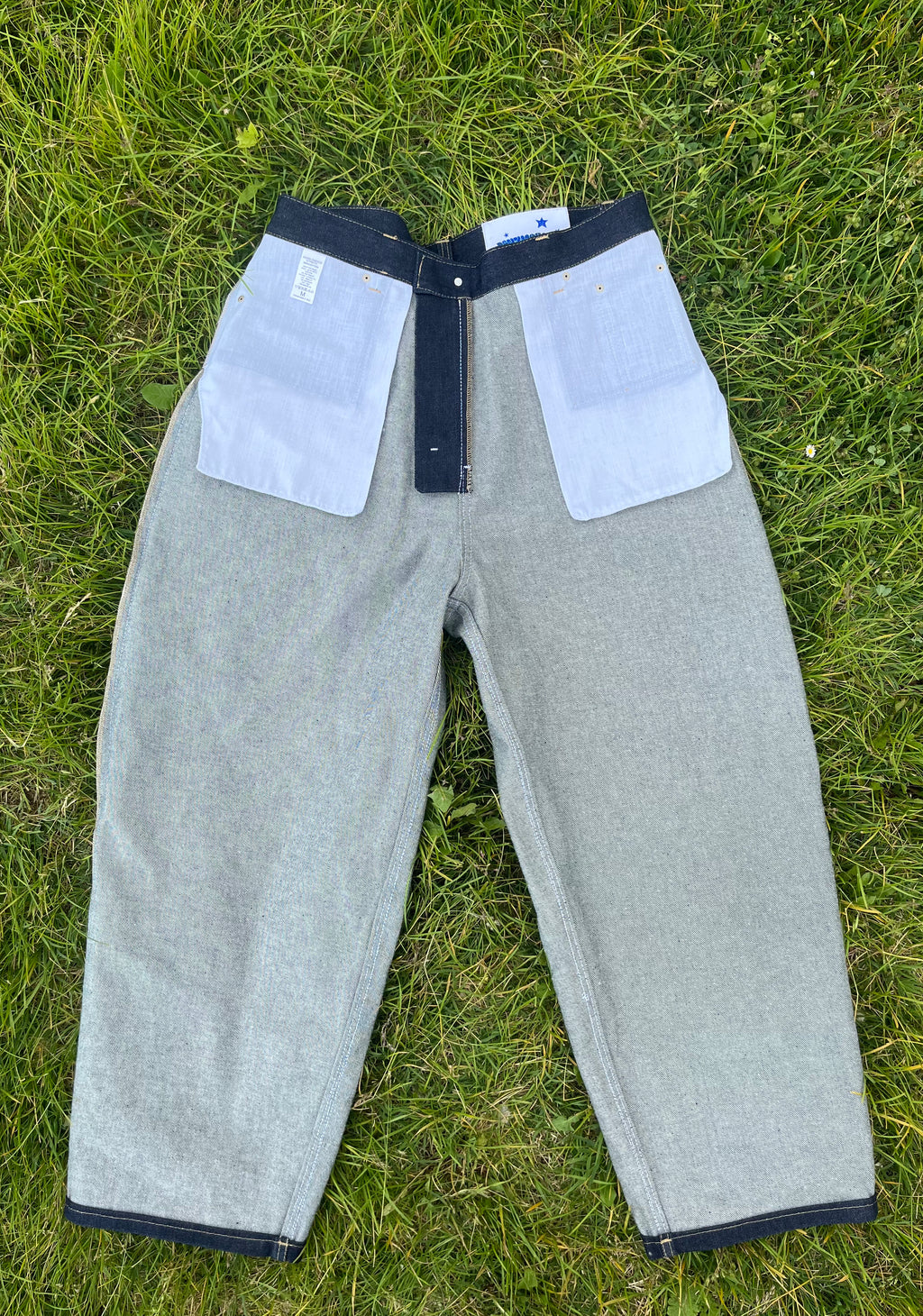 BLUE ROOTS JEANS